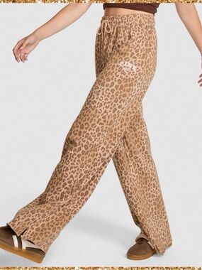 PINK Victoria's Secret Tan Leopard Wide-Leg Lounge Pants